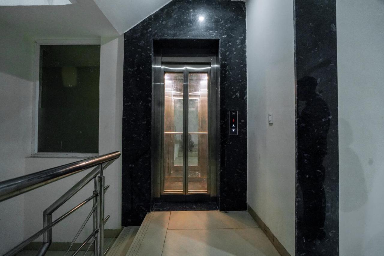 Saltstayz Sector 52 - Ardee City Mall Gurgaon Ngoại thất bức ảnh